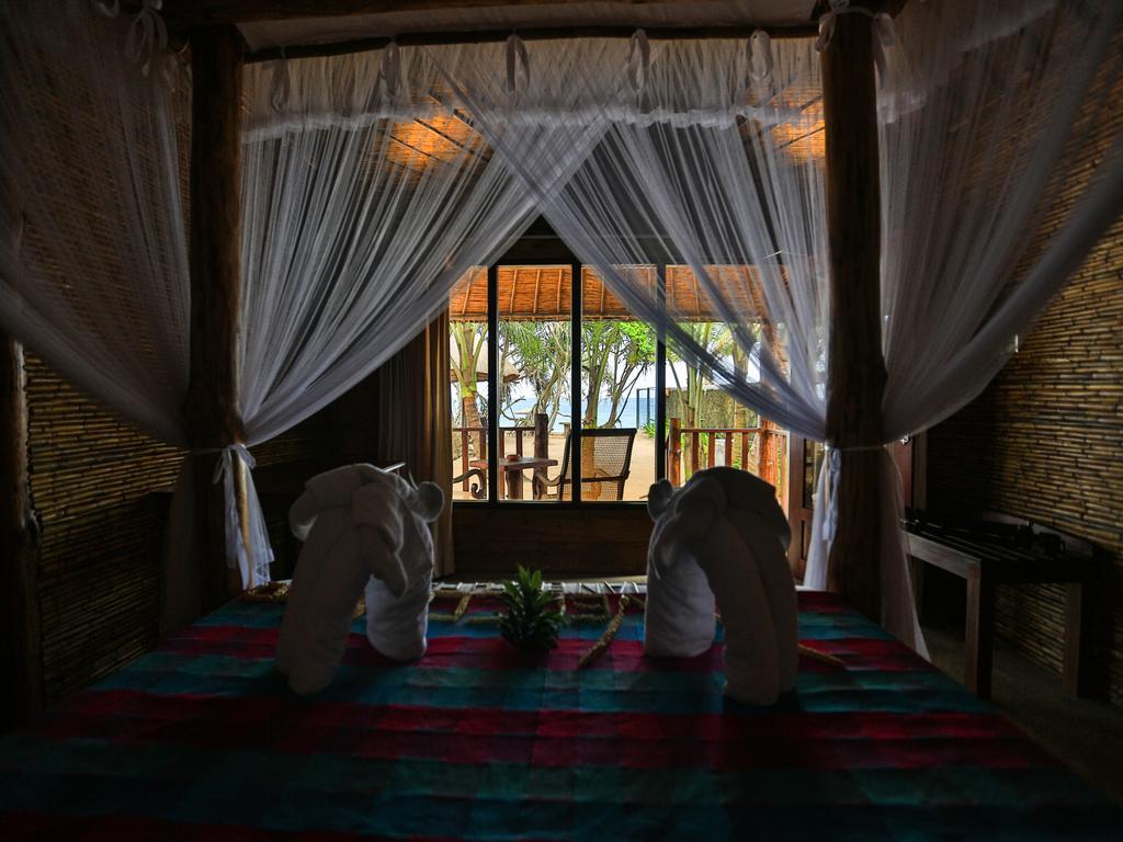 Thejan Beach Cabanas Bentota Bilik gambar